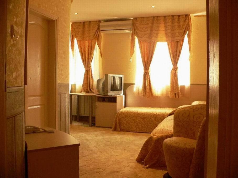 Hotel Dali Plowdiw Zimmer foto